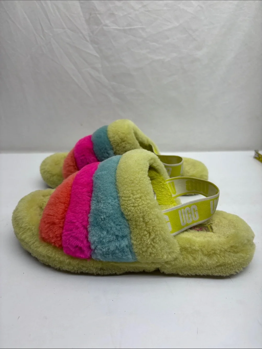 UGG Kids Multicolor Plush Slide Sandals, SZ 5 big girl, box 78